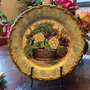 VTG Decorative Plate with Vegetable Design